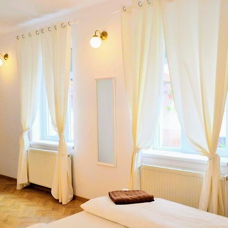 Apartament Turnul Pielarilor Studios Sibiu Esterno foto