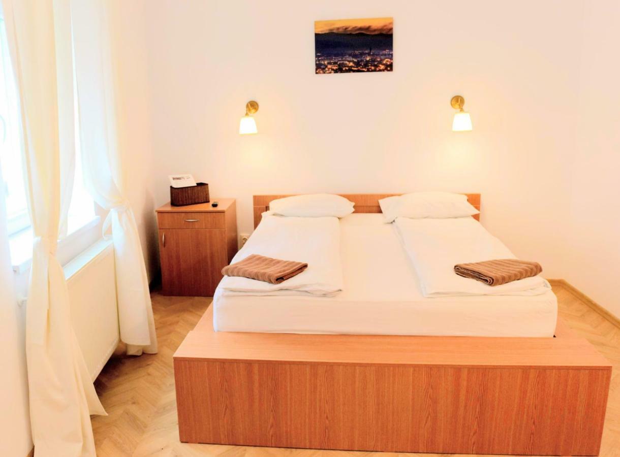 Apartament Turnul Pielarilor Studios Sibiu Esterno foto